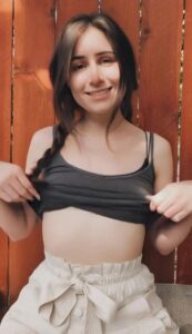 Video thumbnail for Dodie Clark AI Video Simulacrum Porn - Nude AI Celebs