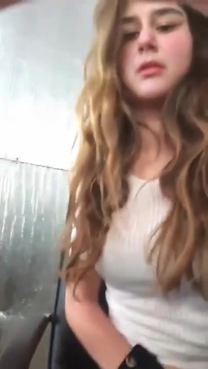 Video thumbnail for Elyse Myers AI Designed Video Simulation Porn - Nude AI Celebs