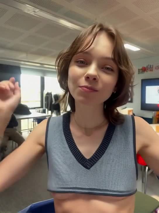 Video thumbnail for Fake – Emma Myers - Nude AI Celebs