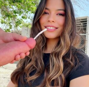 Video thumbnail for Fake – Miranda Cosgrove - Nude AI Celebs