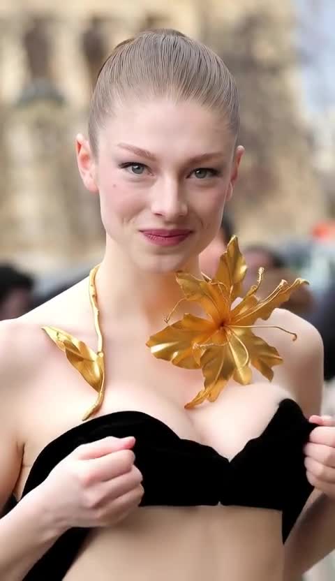 Video thumbnail for Hunter Schafer AI-Created Naked Emulation - Nude AI Celebs