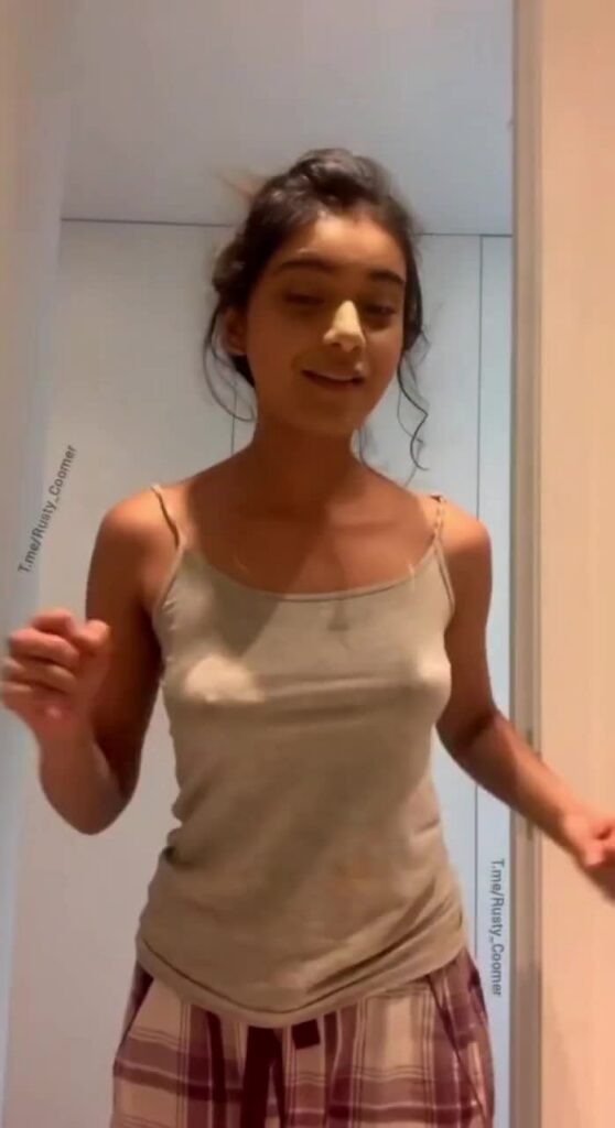 Video thumbnail for Iman Vellani AI-Engineered Naked Video - Nude AI Celebs