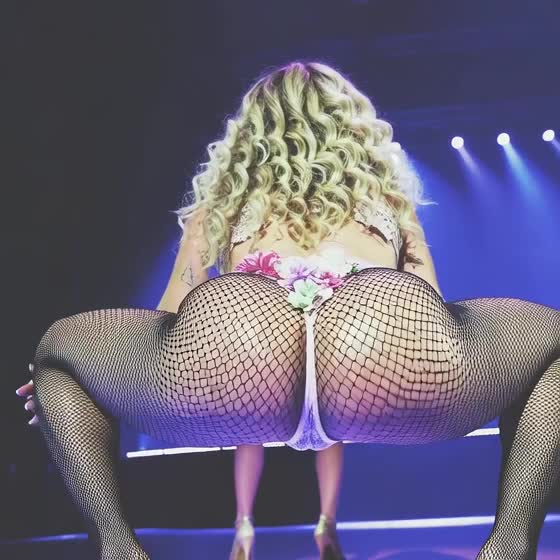 Video thumbnail for Lady Gaga AI Perfect Ass - Nude AI Celebs