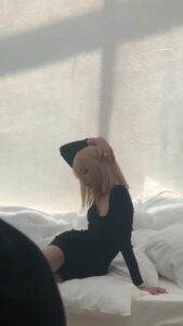 Video thumbnail for Lalisa Manobal Naked AI Video Porn - Nude AI Celebs