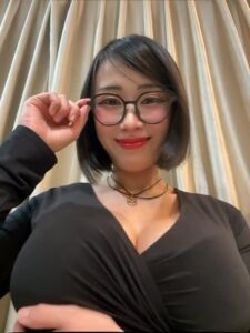 Video thumbnail for Larissa Rochefort Face-Swap AI Video Porn - Nude AI Celebs