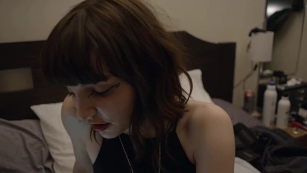Video thumbnail for Lauren Mayberry Hyperfake AI Video Porn - Nude AI Celebs