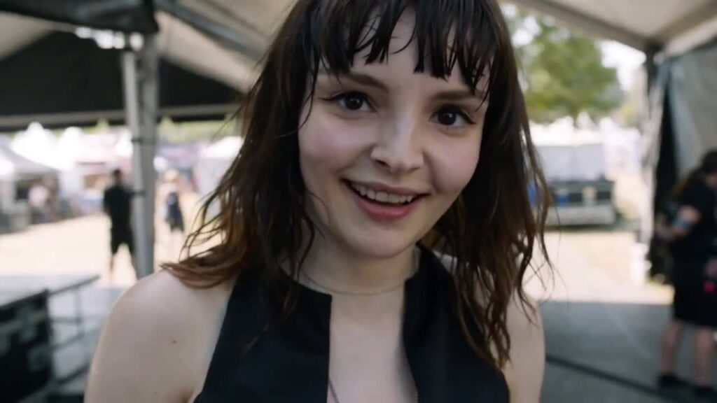 Video thumbnail for Lauren Mayberry Software AI Video Porn - Nude AI Celebs