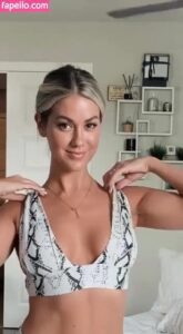 Video thumbnail for LuluLuvely Generated AI Video Porn - Nude AI Celebs