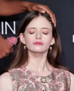 Mackenzie Foy