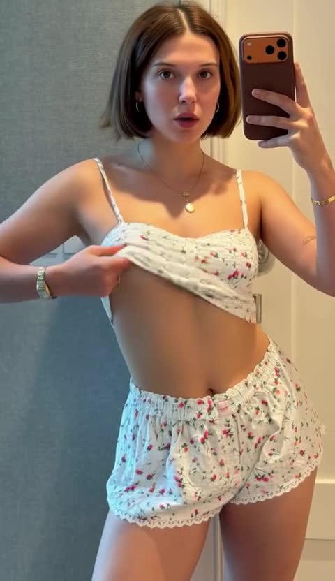 Video thumbnail for Millie Bobby Brown AI Video Digital Naked - Nude AI Celebs