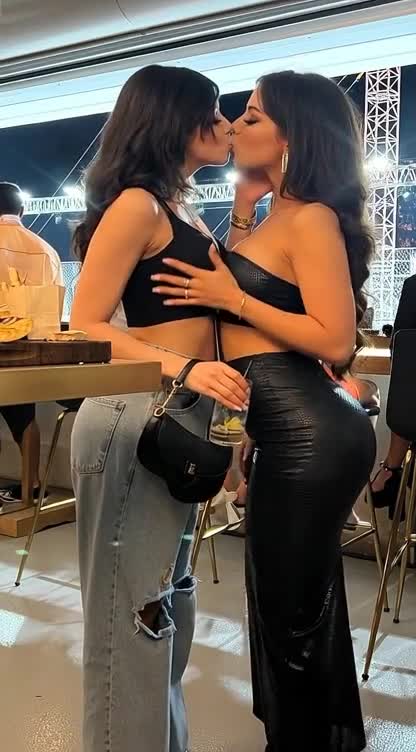 Video thumbnail for SSSniperwolf AI-Generated Video Clone - Nude AI Celebs