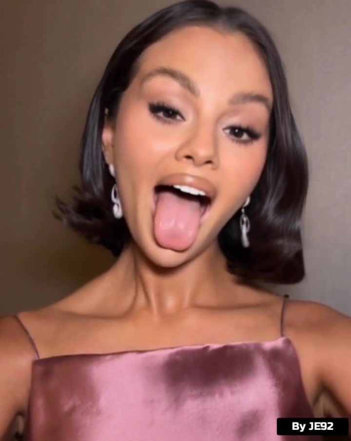Video thumbnail for Selena Gomez Naked AI Video Porn - Nude AI Celebs