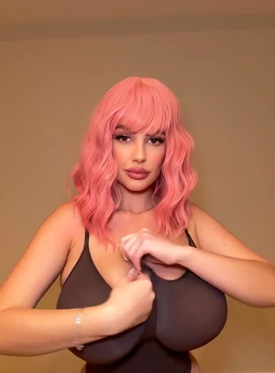 Video thumbnail for Valentina Di Rocco Naked AI Video Porn - Nude AI Celebs