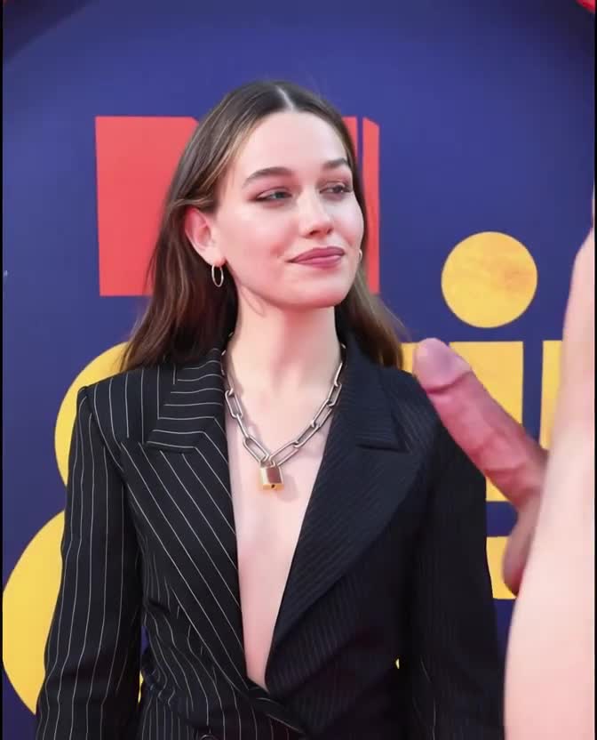 Victoria Pedretti