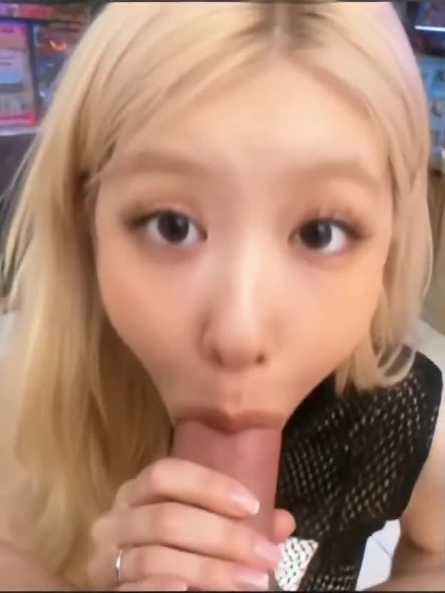 Video thumbnail for Blackpink AI Video Replica Tech Porn - Nude AI Celebs