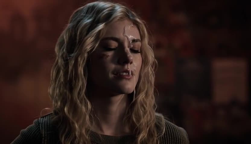 Video thumbnail for Emily Bett Rickards AI-Synthesized Video Porn - Nude AI Celebs