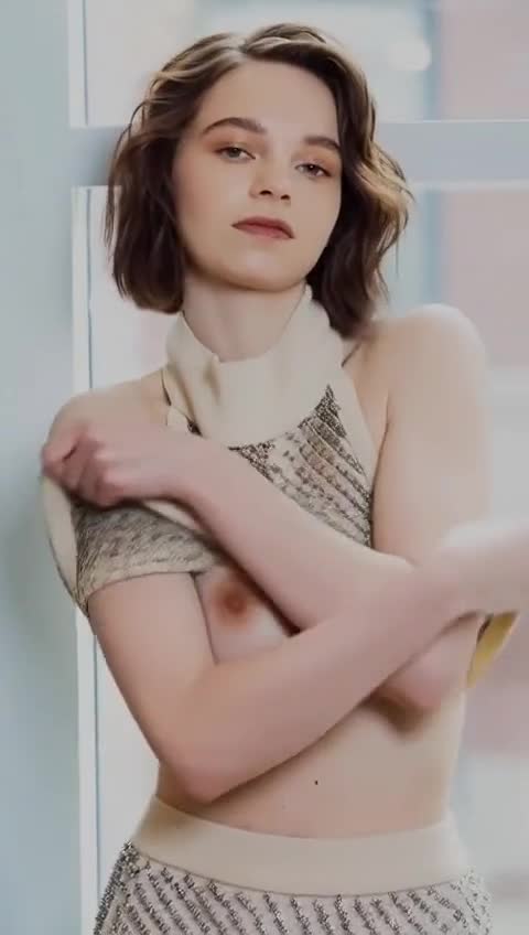 Video thumbnail for Emma Meyers fake AI Video - Nude AI Celebs