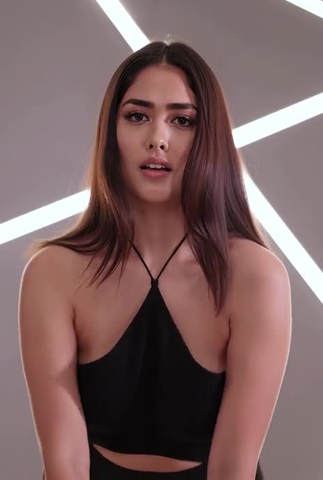 Video thumbnail for Mrunal Thakur AI-Crafted Video Porn - Nude AI Celebs