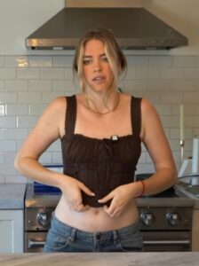 Video thumbnail for QTCinderella Synthetic AI Porn - Nude AI Celebs