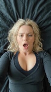 Video thumbnail for Renee Rapp Nude AI Video Porn - Nude AI Celebs