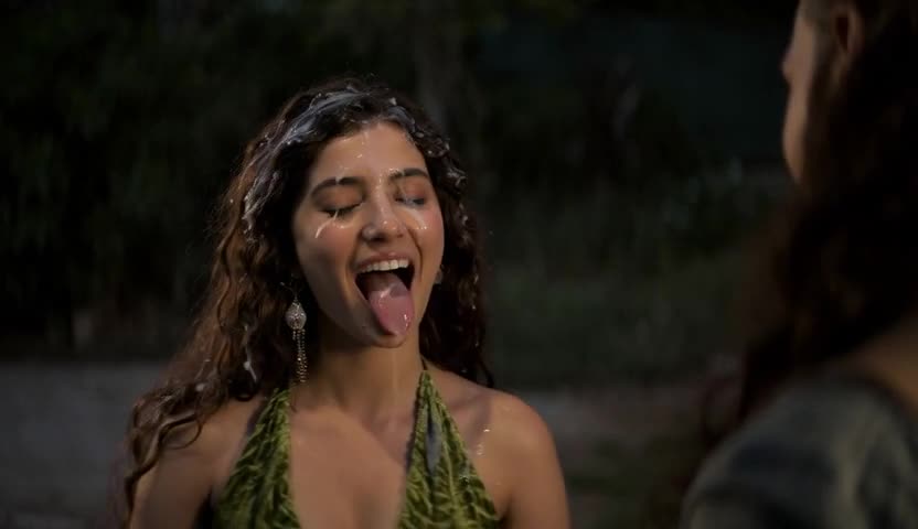 Video thumbnail for Sara Arjun AI Video Fake Porn - Nude AI Celebs