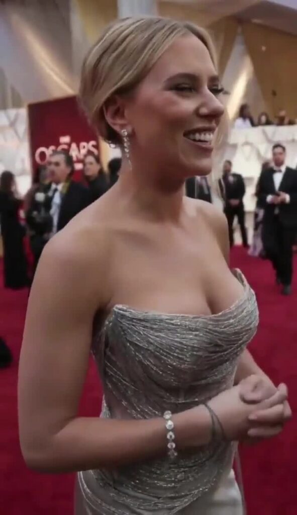 Video thumbnail for Scarlett Johansson Computer Created AI Video Porn - Nude AI Celebs