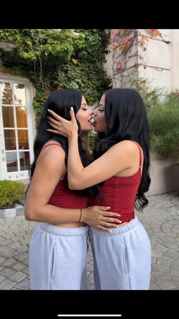 Video thumbnail for Wendy Ortiz AI-Crafted Video Porn - Nude AI Celebs